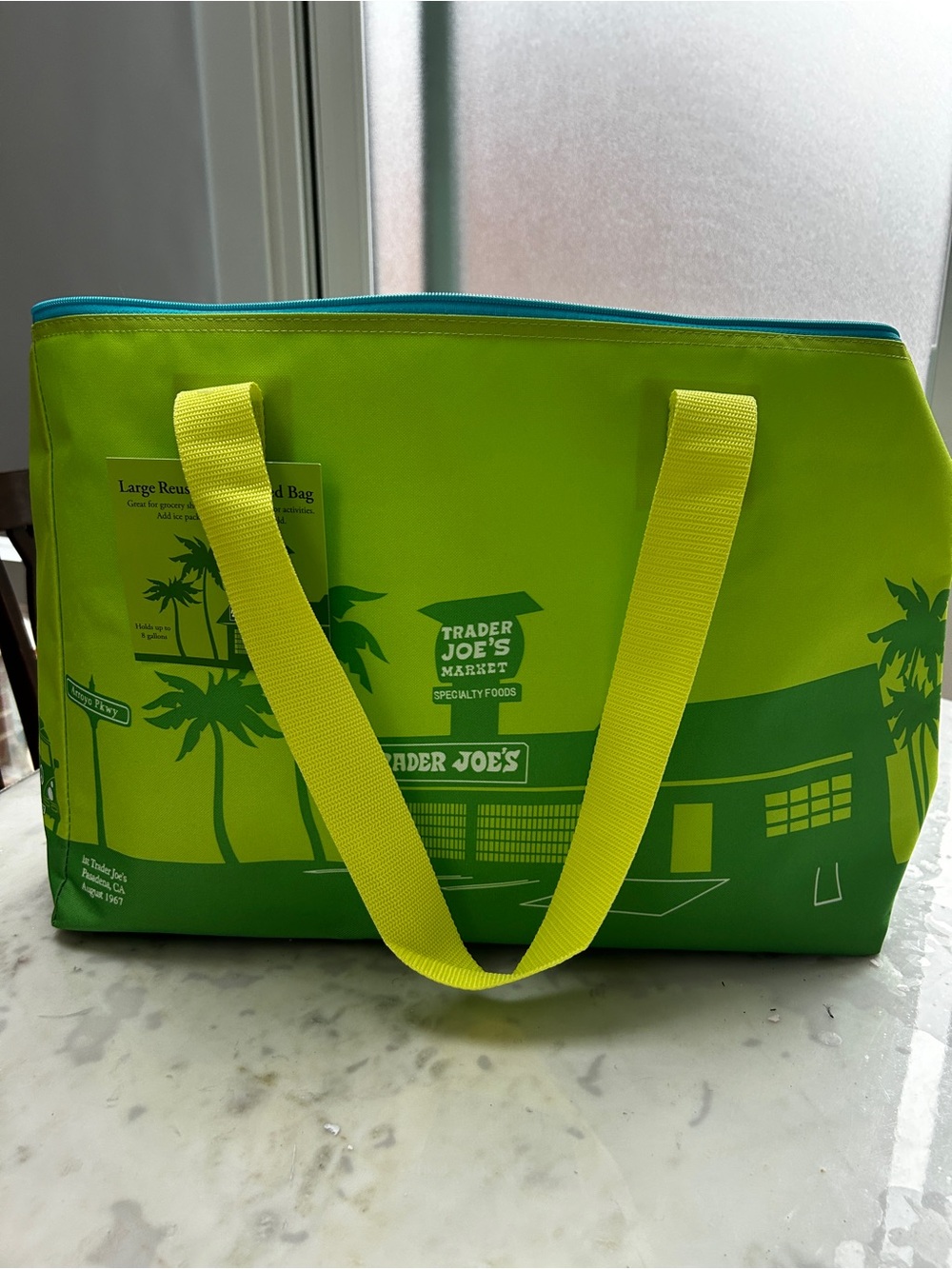 🏝️ NWT - Trader Joe’s Large 8 Gallon Lime Green Reusable Insulated Zip Bag